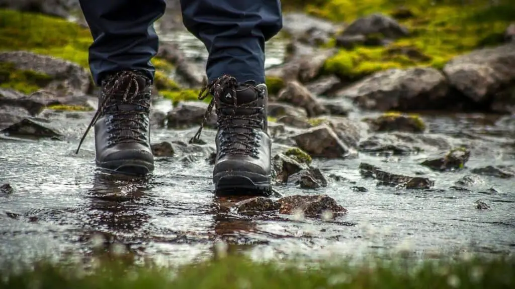 Waterproof shoes